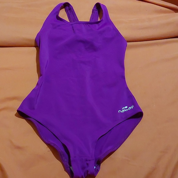 Nabaiji Racerback swimsuit Size 10 years - Picture 2 of 6